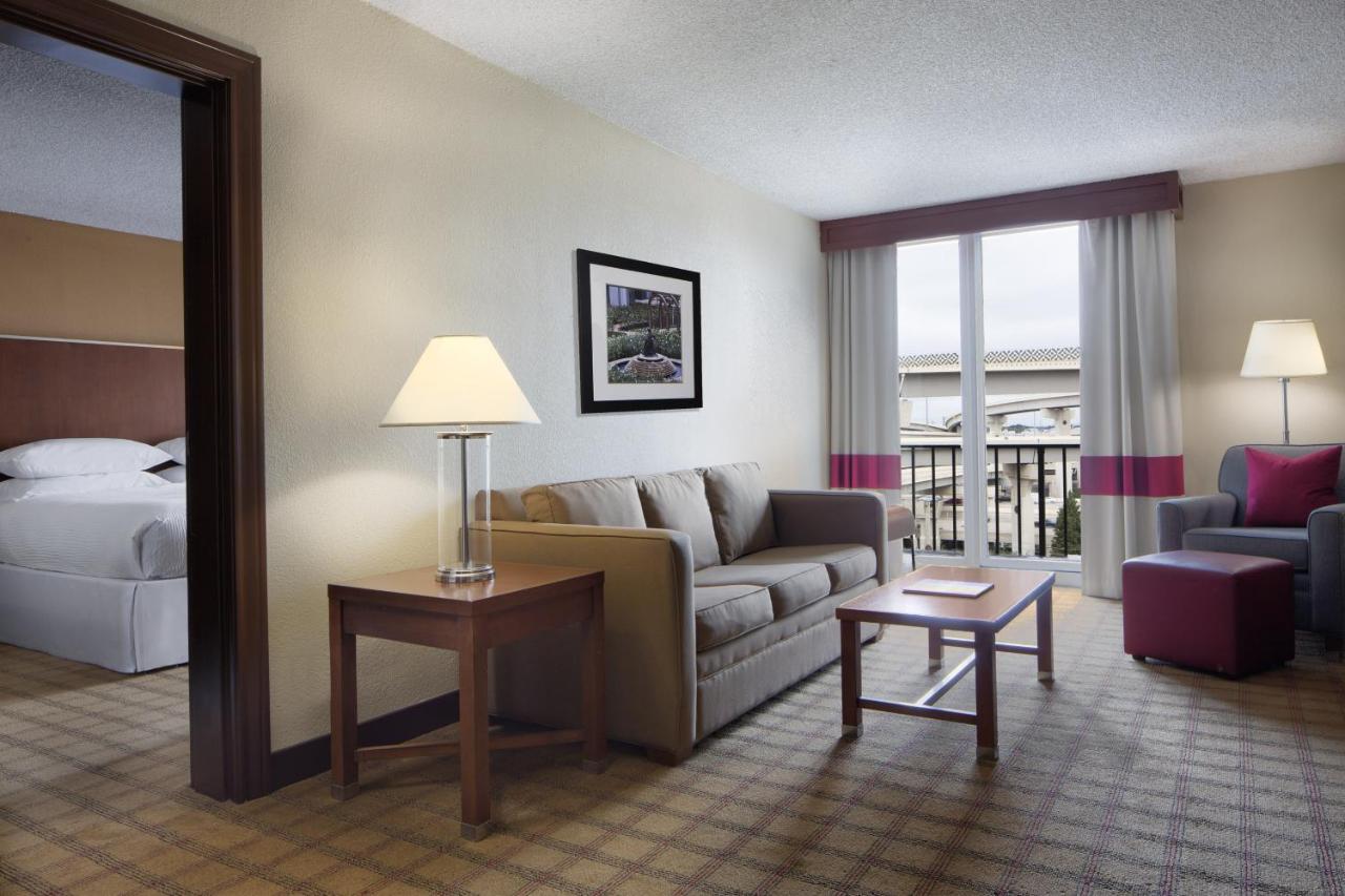Four Points By Sheraton Houston Citycentre Exteriör bild